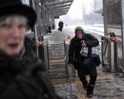 100 тысяч гривен для бедных. Как в правительстве планируют спасать малообеспеченных граждан