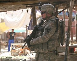 В Багдаде взорвали две бомбы: погибли 18 человек