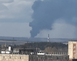 Дрони атакували РФ: у Пермі загорівся об'єкт "Транснефти", вибухи в Орську, деталі (відео)