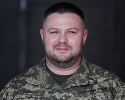 Олег Апостол