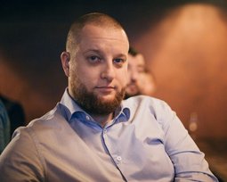Андрій Ставніцер