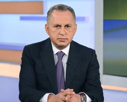 Борис Колесников