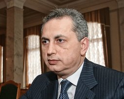 Борис Колесников