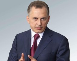Борис Колесников