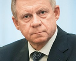 Яков Смолий