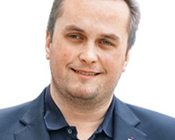 Назар Холодницкий
