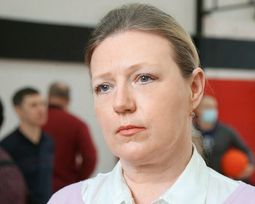 Юлія Лапутіна