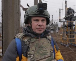 Дмитрий Комаров