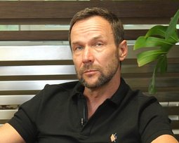Виталий Антонов