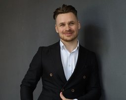 Александр Куровский