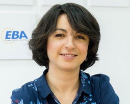 Анна Деревянко