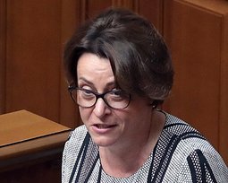 Нина Южанина