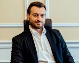 Володимир Костюк, Farmak