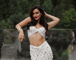 Анна Тринчер