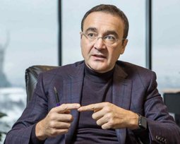 Игорь Никонов