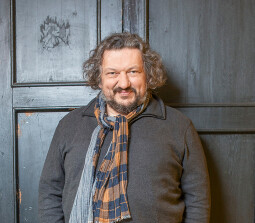 Влад Троицкий