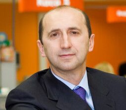 Станислав Ронис