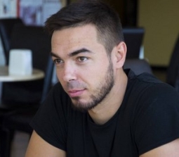 Виталий Богомолов