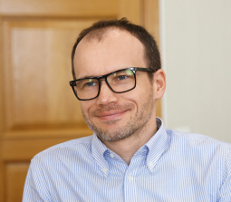 Денис Малюська