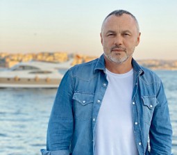 Евгений Черняк