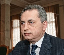 Борис Колесников