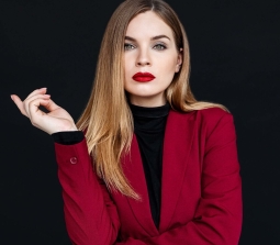 Олеся Медведева