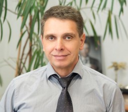 Валерий Маковецкий