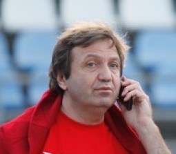 Тарас Мельник