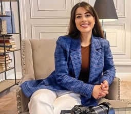 Рамина Эсхакзай