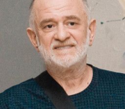 Александр Ройтбурд