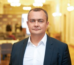 Юрий Аристов