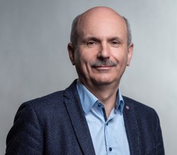 Тарас Кицмей