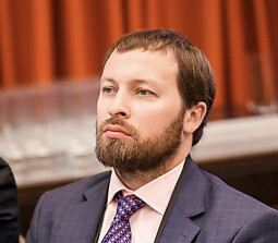 Денис Гутенко