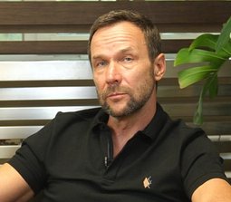 Виталий Антонов