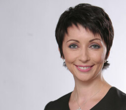 Елена Лукаш