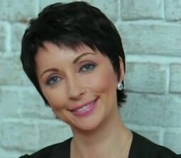 Елена Лукаш