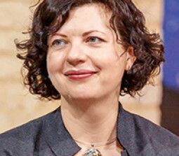 Олеся Островская-Лютая