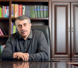 Евгений Комаровский