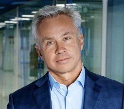 Юрий Косюк, МХП