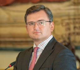 Дмитрий Кулеба