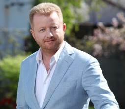 Руслан Шостак