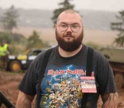 Евгений Травников