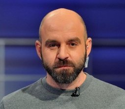 Павел Казарин