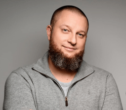 Андрій Ставніцер