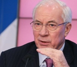 Микола Азаров