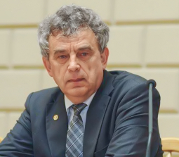 Леонид Яценко