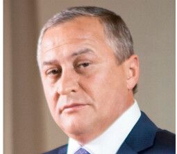 Геннадий Бобов