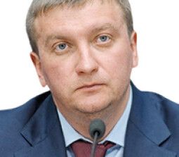 Павел Петренко