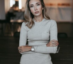 Ольга Шарий