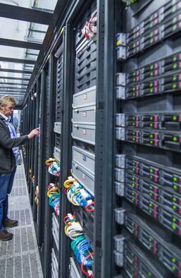 Почему технологичные компании не уходят из России, несмотря на санкции США